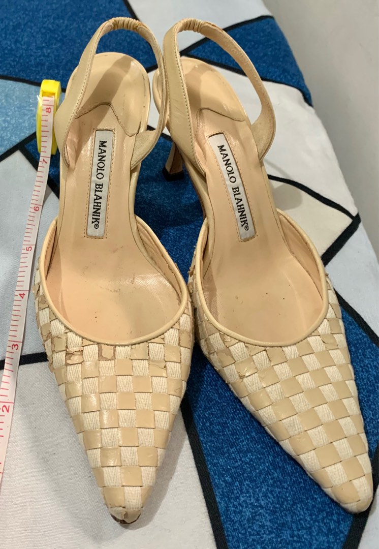 Manolo Blahnik Kitten Heel pumps, Women's Fashion, Footwear, Heels on