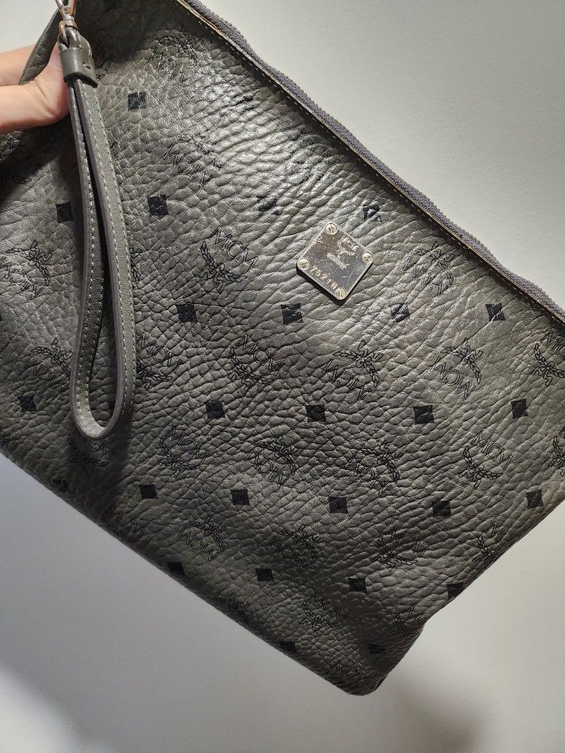 Mcm men pouch outlet
