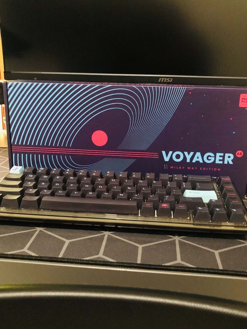 Mechanical Keyboard Press Play Voyager 68 Mikyway Edition, Elektronik