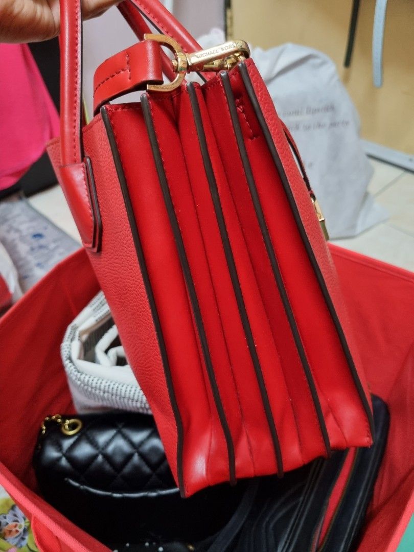 Michael Kors - Mercer Pebbled Leather Accordion Crossbody Bag Red