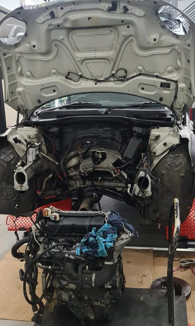 Mini cooper R56 engine oil leaking & gearbox overhaul leaking, clutch