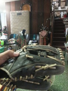 Mizuno baseball mitt