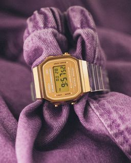 （分類：）位於 。 由 montres_company_since1993 提交（商品編號 1000971990，圖片 1）。簡介： 。