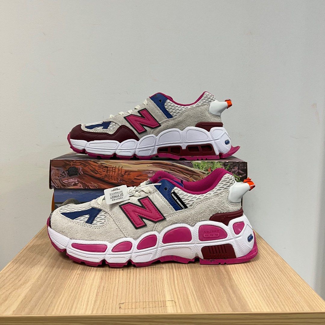 New balance online 711 mens Pink