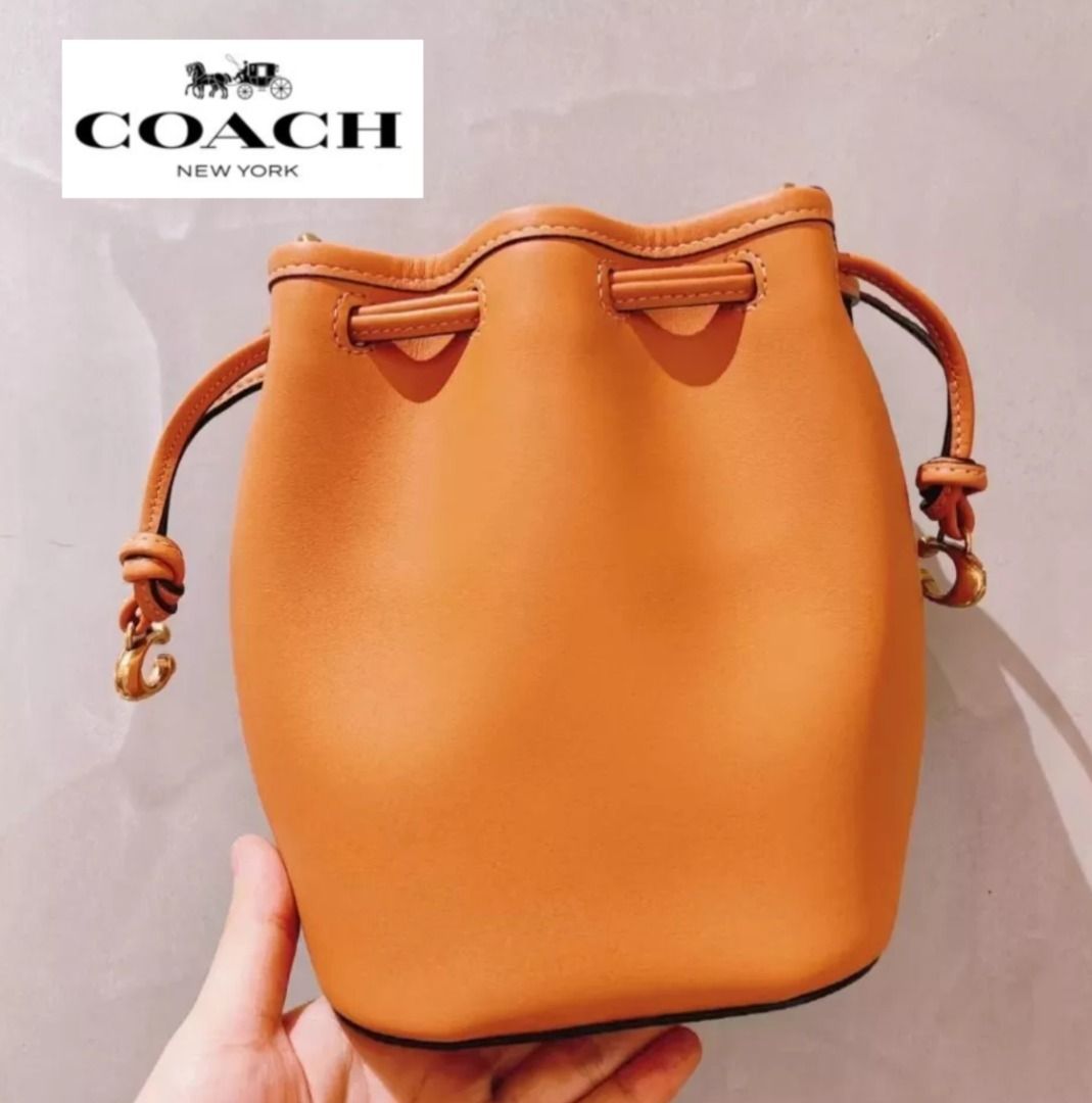 Coach discount orange bag