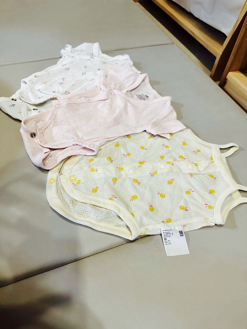 Newborn Baby onesies H&M and Uniqlo (3 pcs), Babies & Kids, Babies