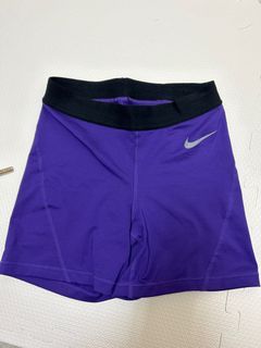 Nike緊身短褲