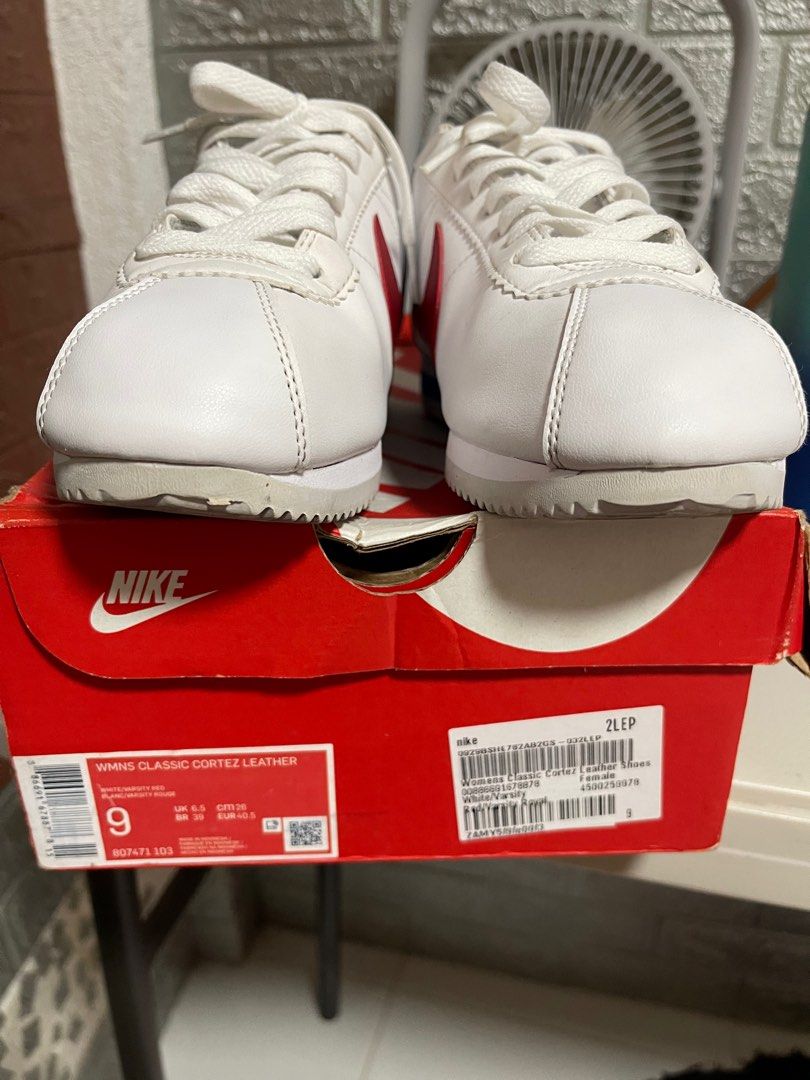 nike cortez women size 9 men size 7 Women s Fashion Footwear