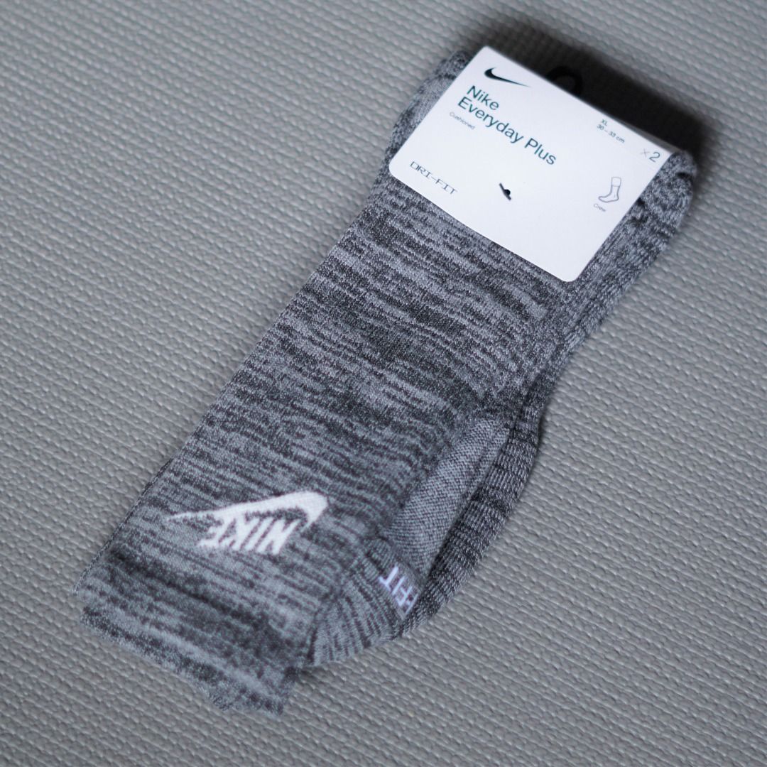 Dark grey nike online socks
