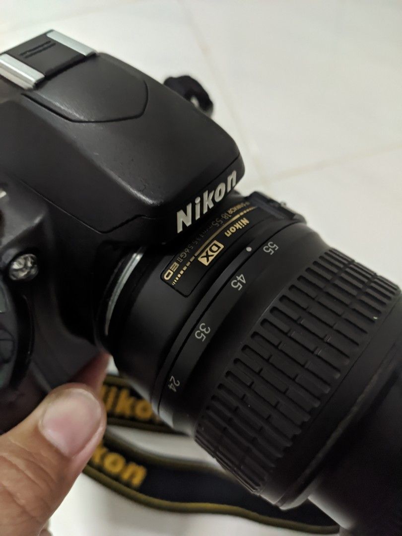 Nikon D40 DSLR Camera LikeNew, Photography, Cameras on Carousell