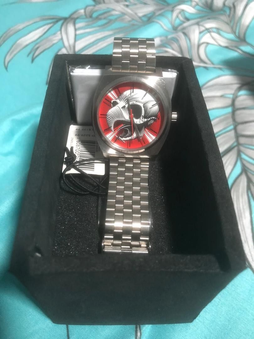 Nixon x bones brigade on sale
