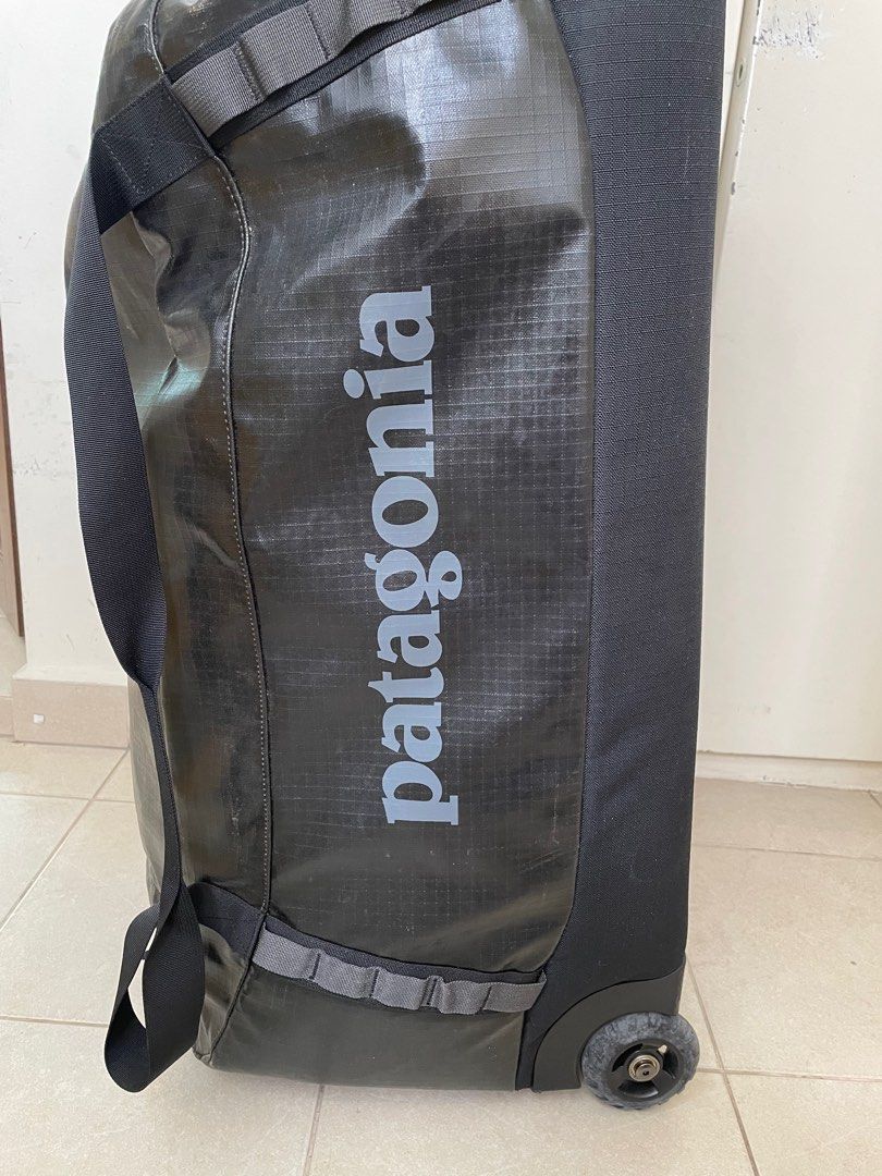 Patagonia Black hole wheeled duffle 70L, Sports Equipment, Hiking