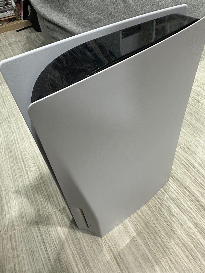 Playstation 5 (PS5) 1TB Digital Edition, Video Gaming, Video Game