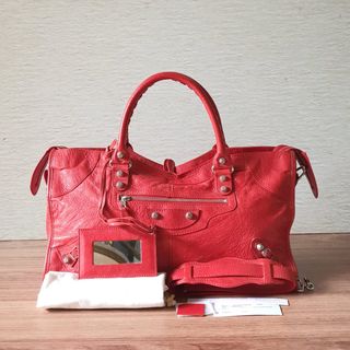 (Kategori: ) berada di . Dikirim oleh vl_preloved14 (ID iklan 1232177815, Gambar 1). Deskripsi: .