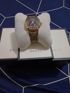 Preloved gucci watch