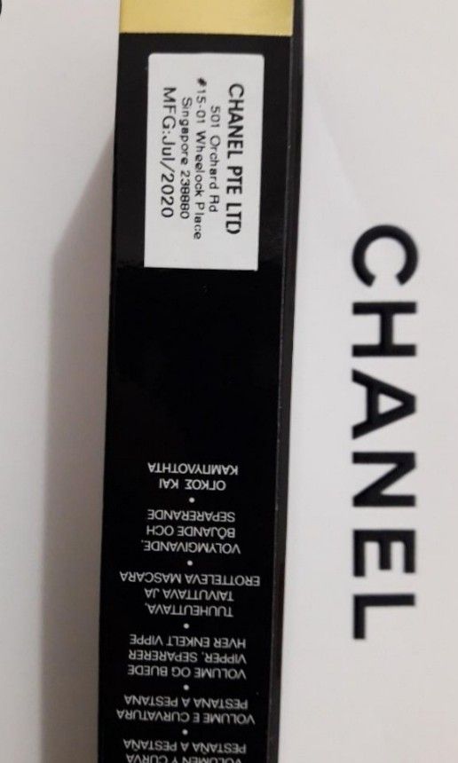 Promo ♥️Chanel Le Volume De Chanel Mascara, Beauty & Personal Care, Face,  Makeup on Carousell