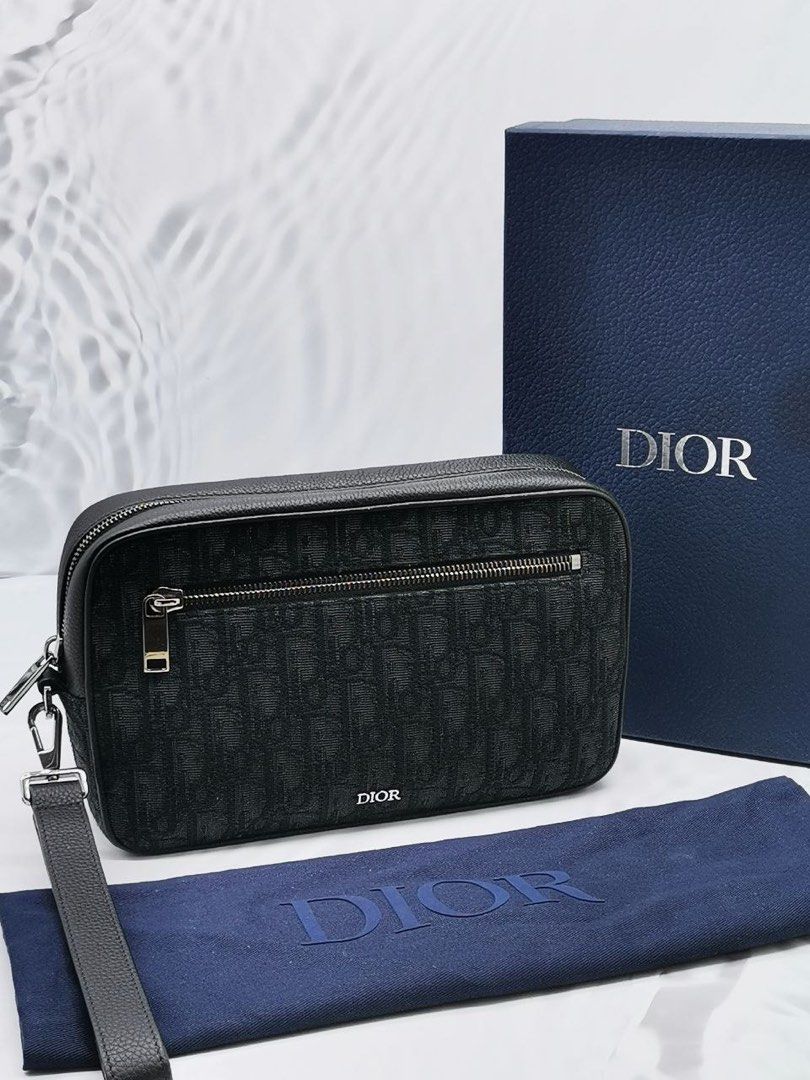 Dior toiletry pouch best sale