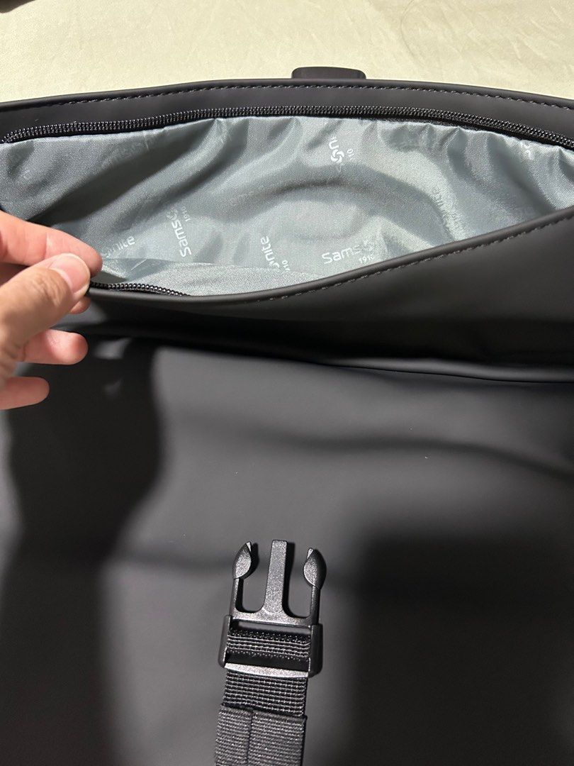 Samsonite backpack waterproof, Men's Fashion, Bags, Backpacks on Carousell