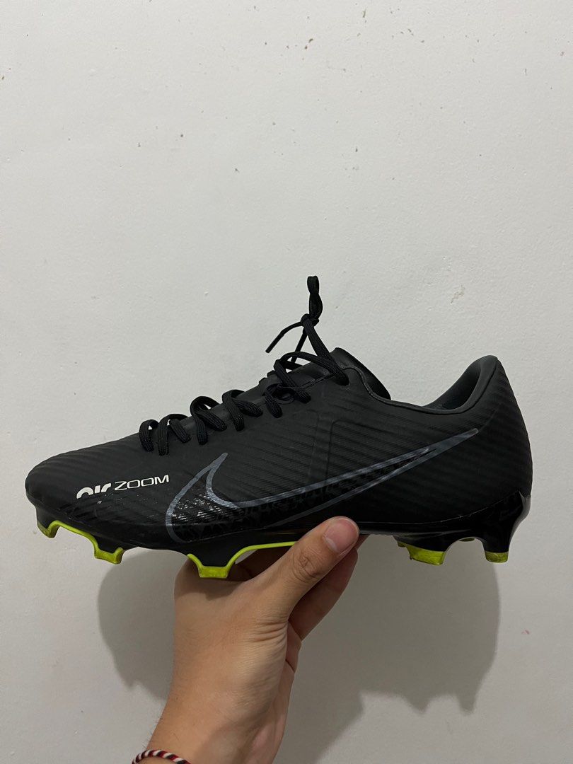 sepatu bola nike vapor