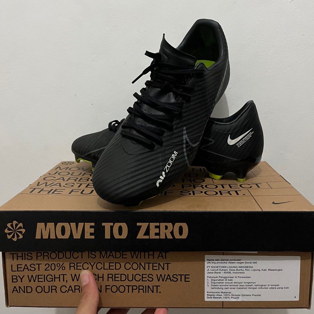 sepatu bola nike vapor