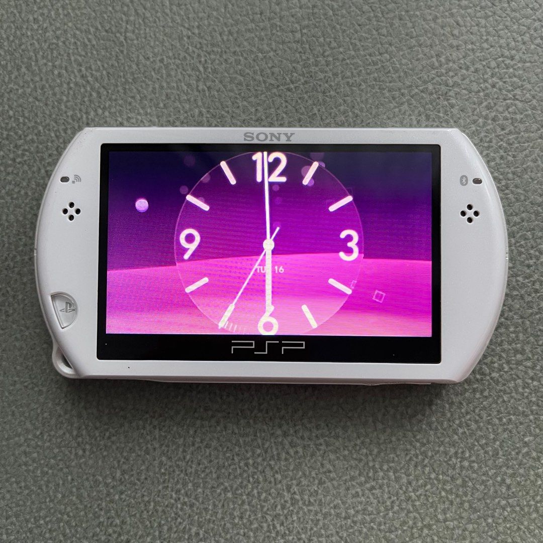 Sony PSPgo PSP Go 遊戲機, 電子遊戲, 電子遊戲機, 其他- Carousell