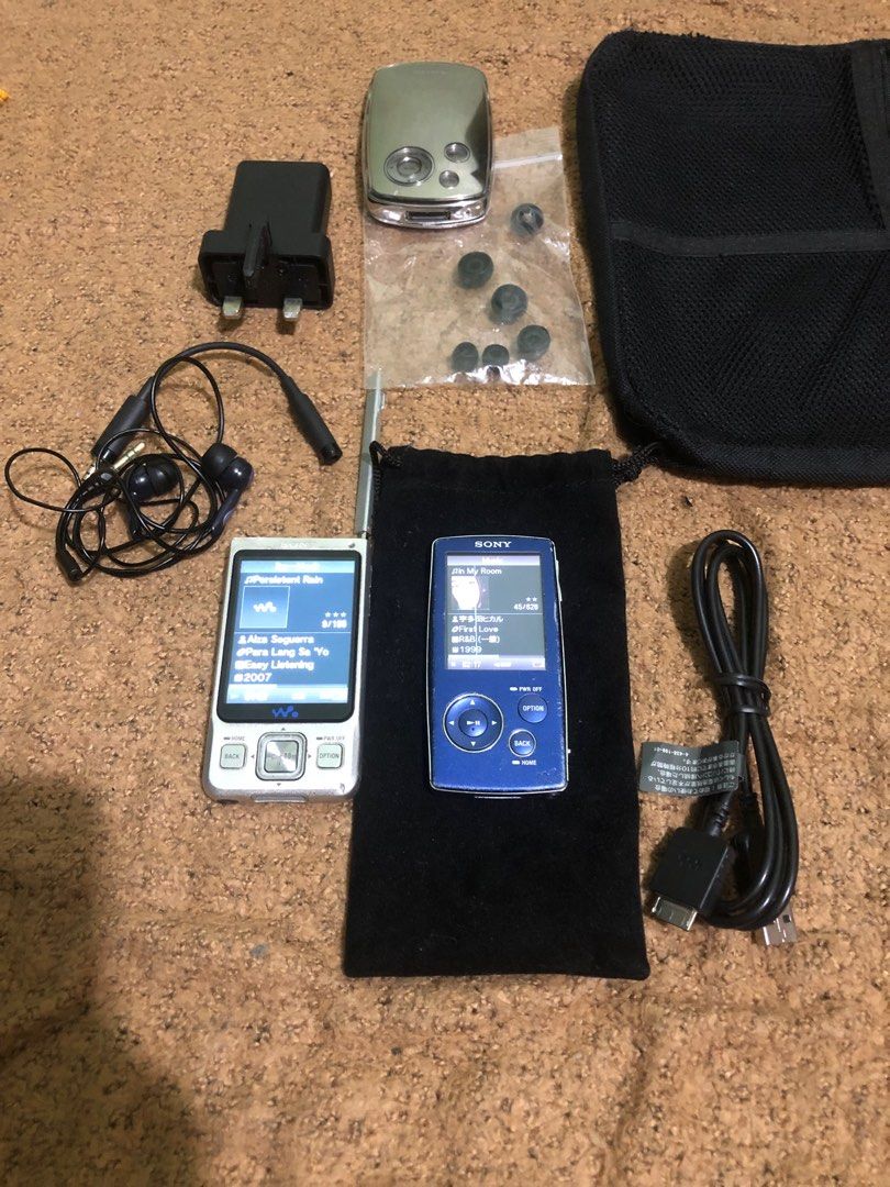 Sony walkman mp3 digital player set, Audio, Portable Music Players on