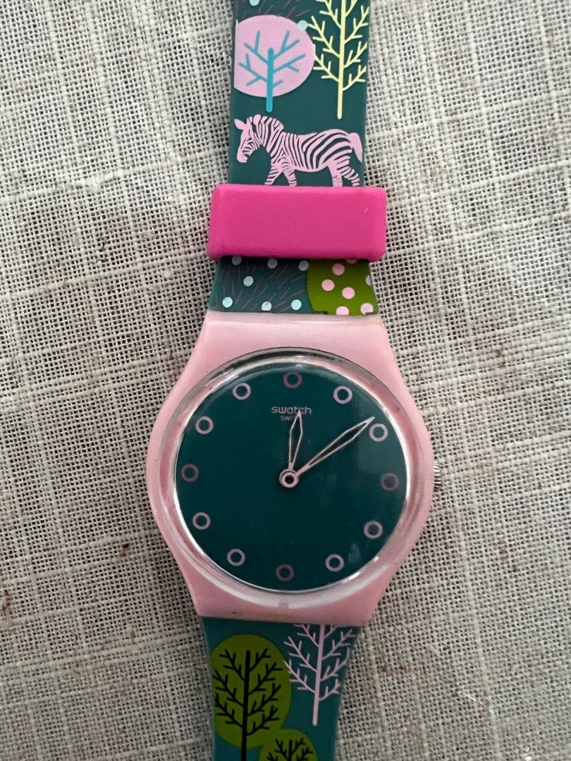 Girl swatch online