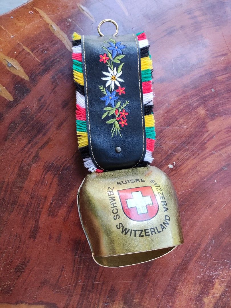 Swiss Cow Bell (big), Hobbies & Toys, Memorabilia & Collectibles