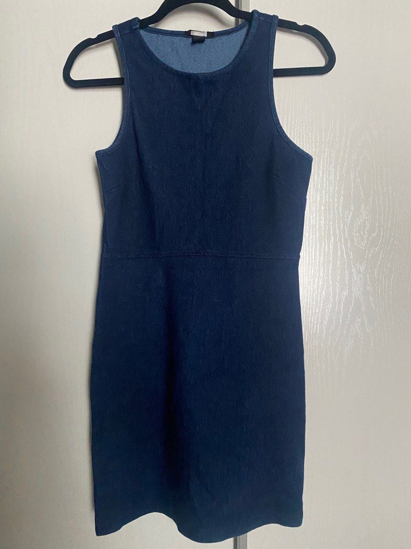 Take all dresses for 500 pesos! (Category: Dresses) located in Pasig City. Submitted by junothewizard (Listing ID 1232171699, Image 2). Description: Beautiful dresses 3 A-line dresses 1 Bodycon (denim like fabric) Label says S but XS frames fit best!.