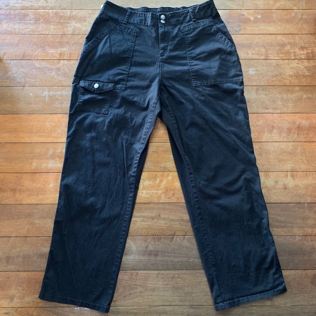 Time and Tru Cargo Pants, Men's Fashion, Bottoms, Trousers on Carousell
