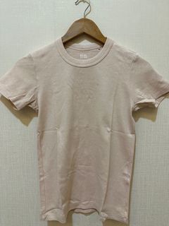 Uniqlo T-Shirt