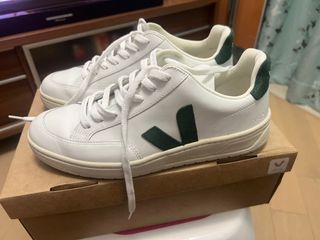 （分類：）位於 。 由 fiannwong 提交（商品編號 1232276219，圖片 1）。簡介： 。