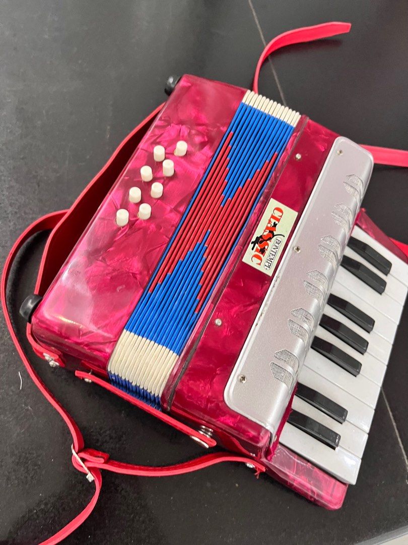 Vintage accordion for kids, Hobbies & Toys, Collectibles & Memorabilia
