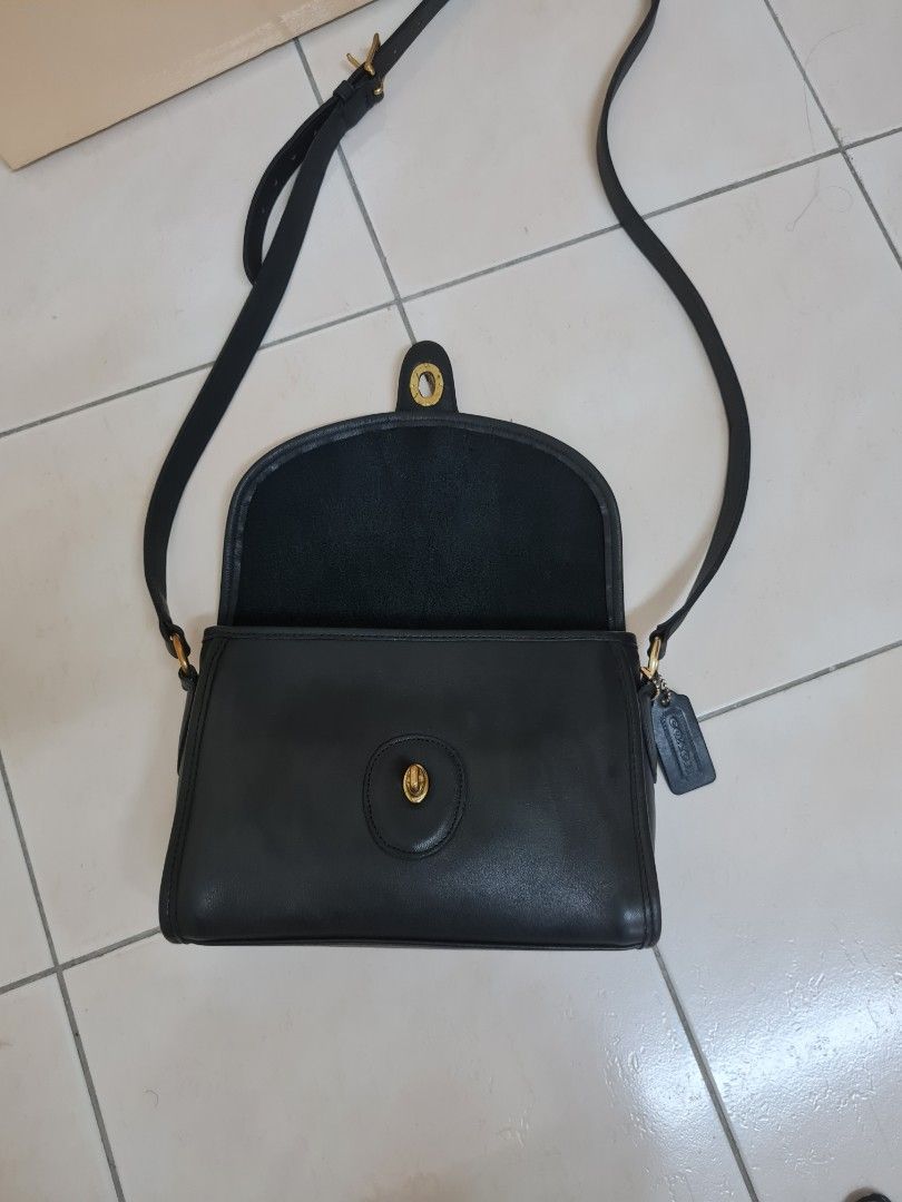 Vintage Coach Devon Bag, Women's Fashion, Bags & Wallets, Crossbody