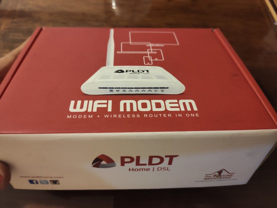 Wifi Modem (Category: Networking) located in Paranaque City. Submitted by daddyu (Listing ID 1232156140, Image 3). Description: PLDT Wifi Modem lightly Used.