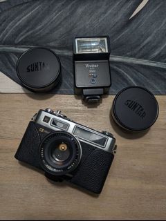 Yashica Electro 35 GSN film rangefinder set