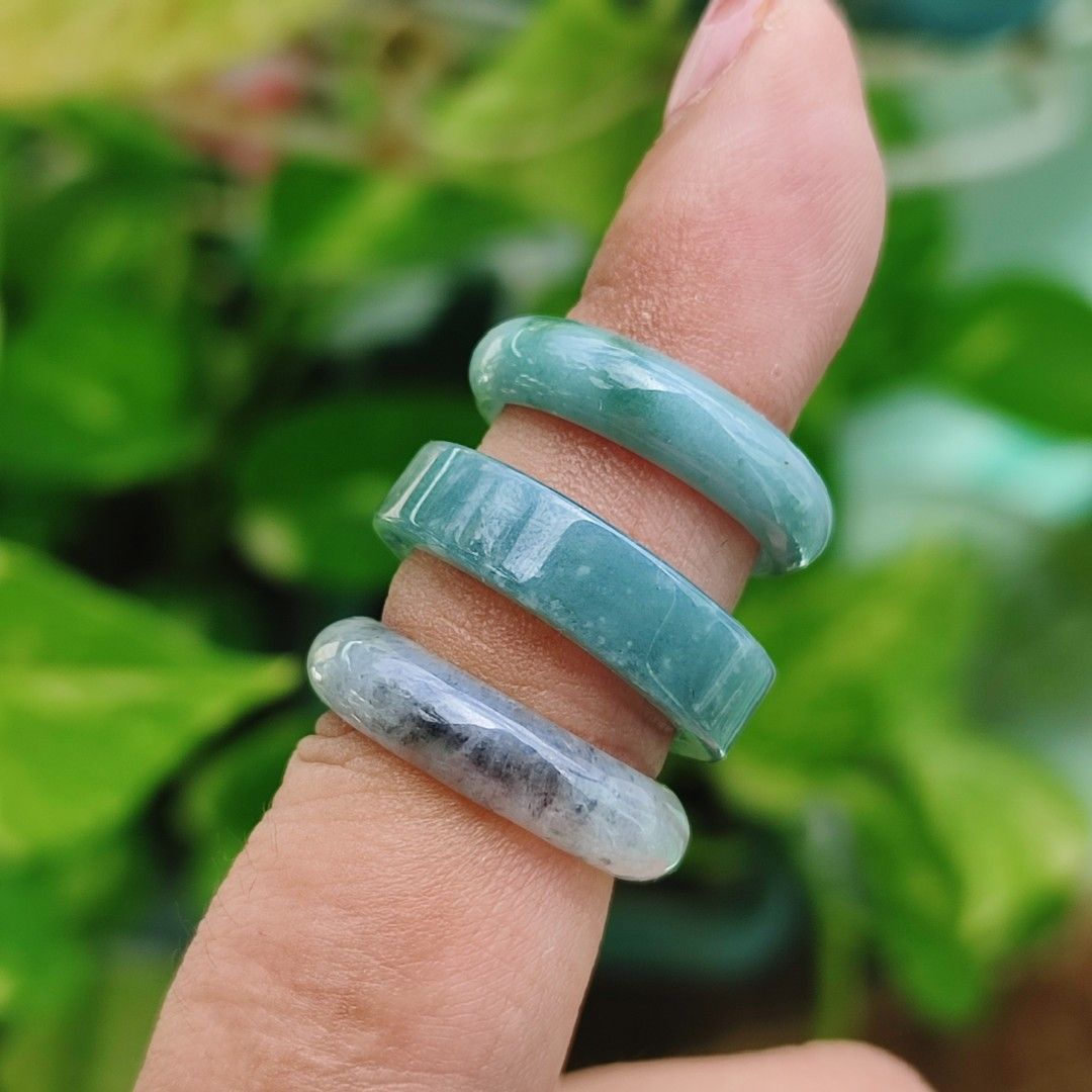 You can wear a beautiful Jade ring on Carousell