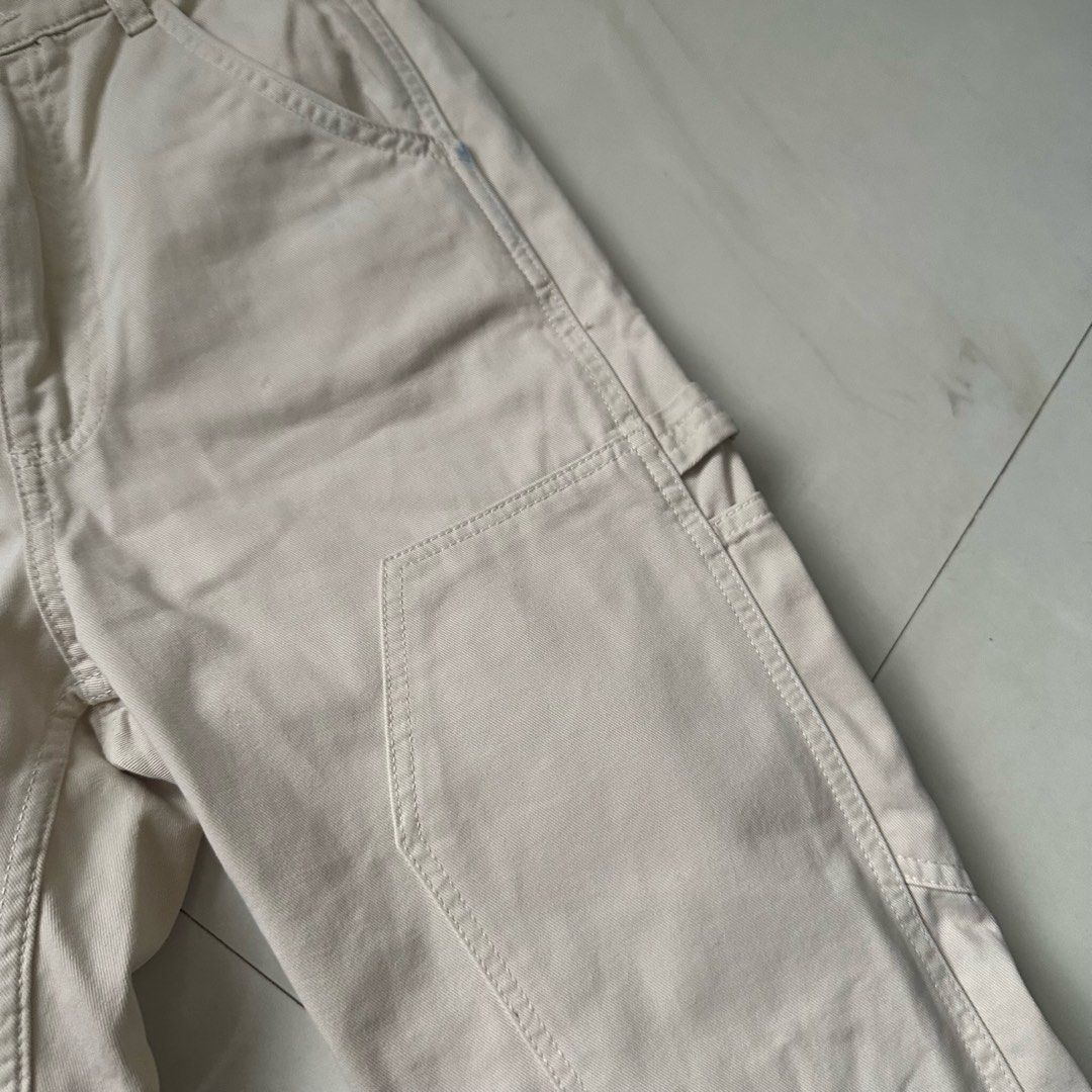 White Cargo Pants, Women's Fashion, Bottoms, Other Bottoms on Carousell