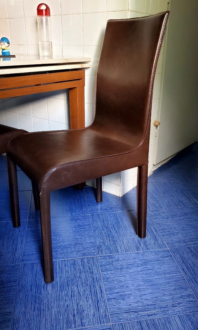 2nd hand Dining Table, Furniture & Home Living, Furniture, Tables & Sets on Carousell