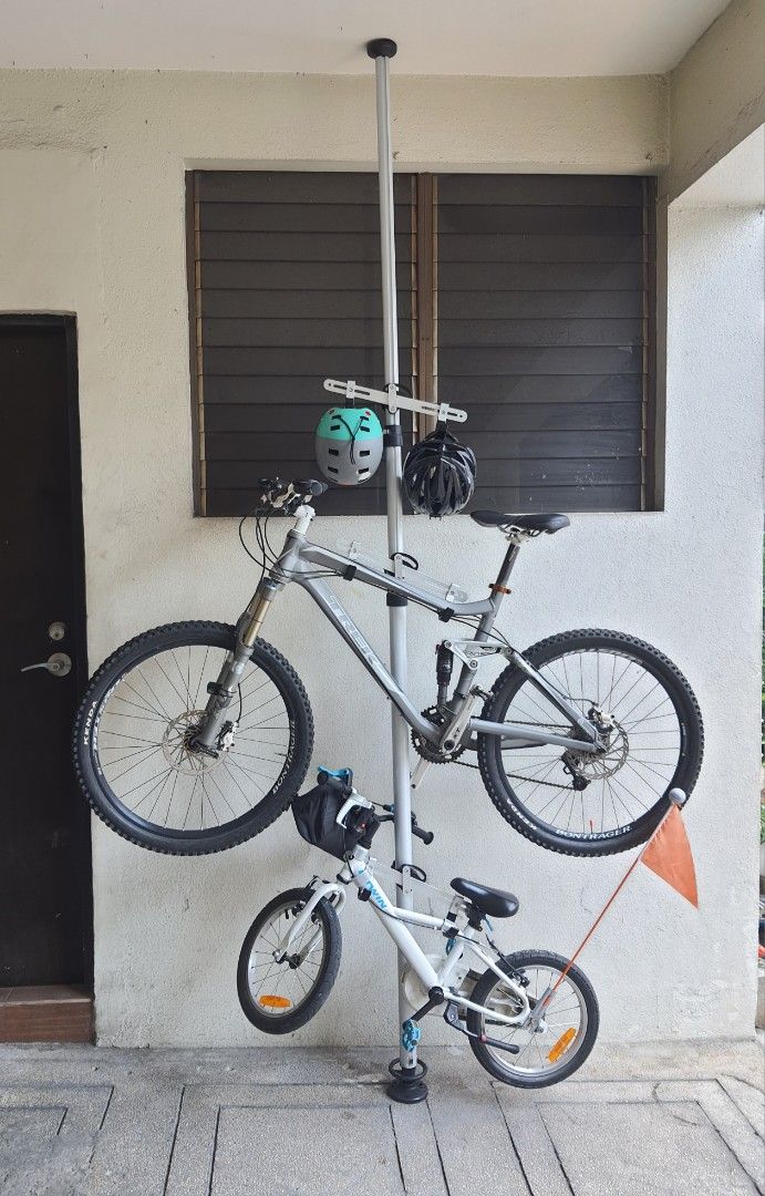 3Bike Pole Rack, Sports Equipment, Bicycles & Parts, Bicycles on Carousell