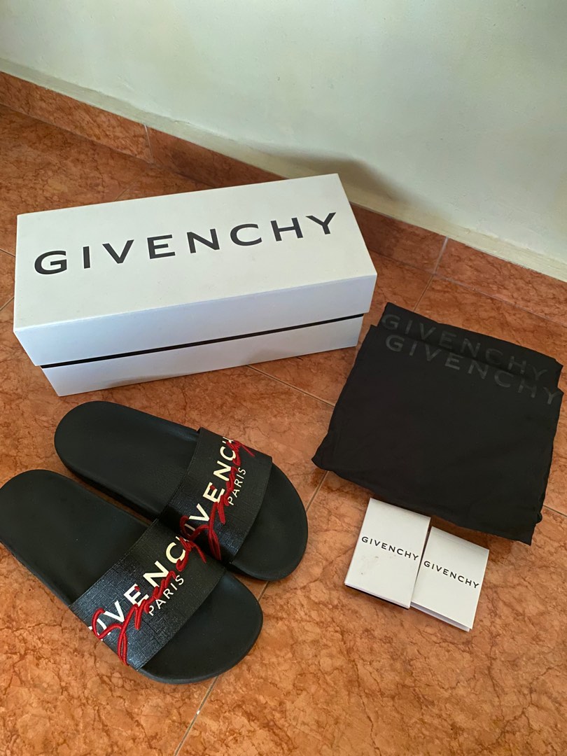Givenchy sliders red store
