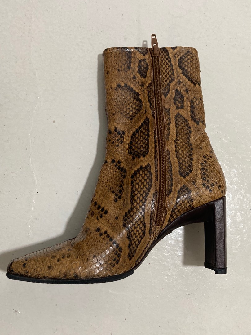 Authentic MIISTA Two Tone Snake Ankle Boots and Leather choco