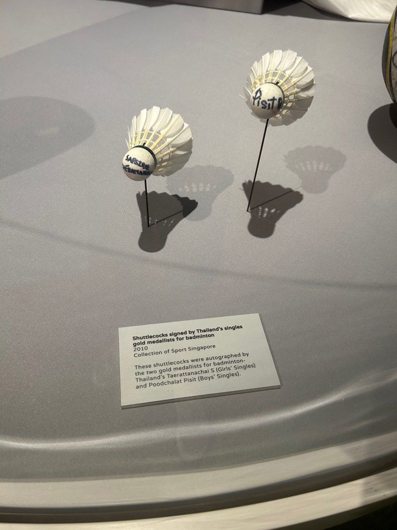 badminton court 19 may yishun sports hall, Sports Equipment, Sports