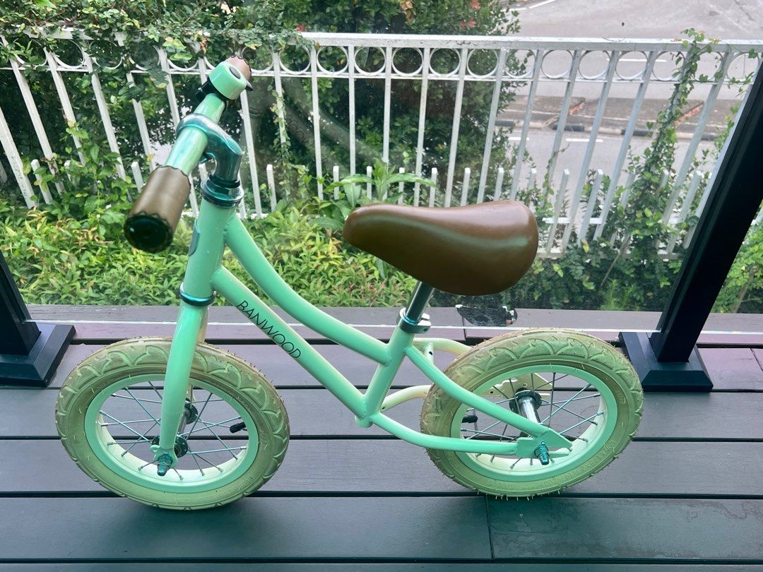 Banwood Vintage Balance bike Cream, Sports Equipment, Bicycles