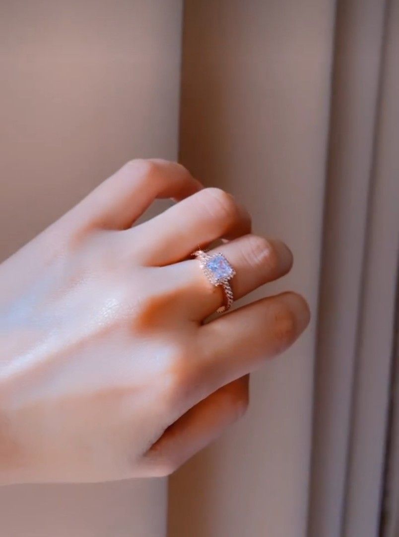 Pandora square deals ring rose gold