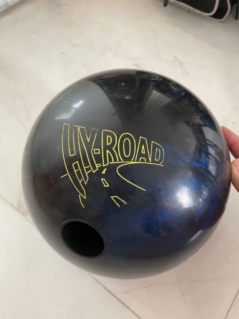 Bowling ball Hyroad, Sports Equipment, Sports & Games, Billiards
