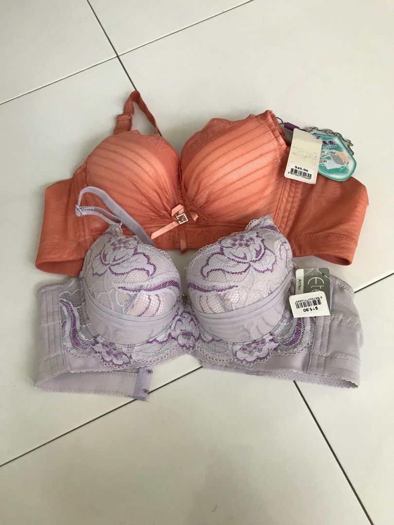 Bra, Women's Fashion, New Undergarments & Loungewear on Carousell