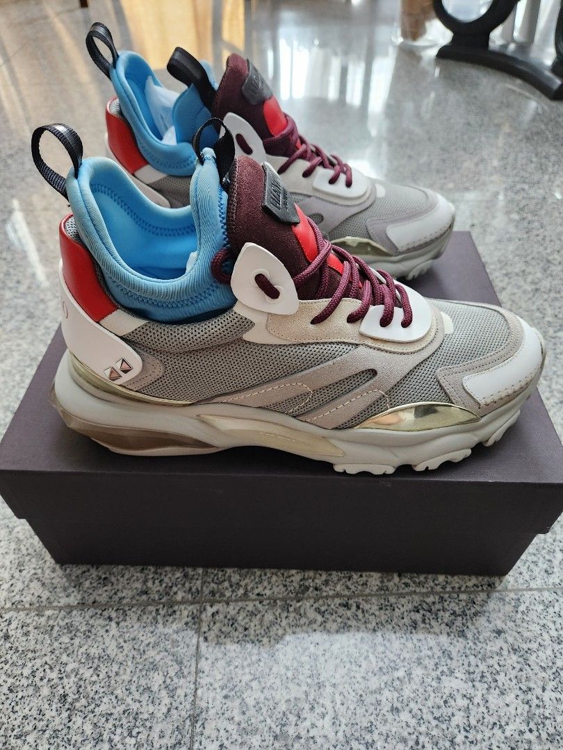New valentino sneakers store