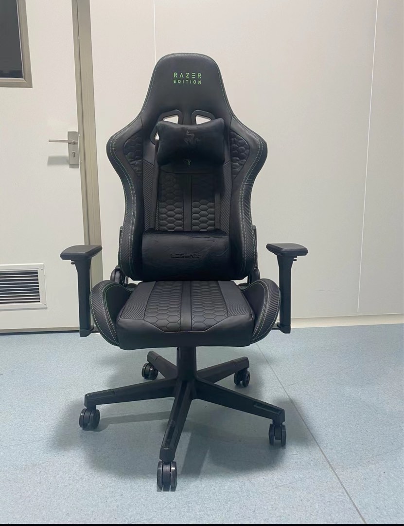 Can try Razer Tarok Essentials gaming Chair, 傢俬＆家居, 傢俬, 椅子 Carousell