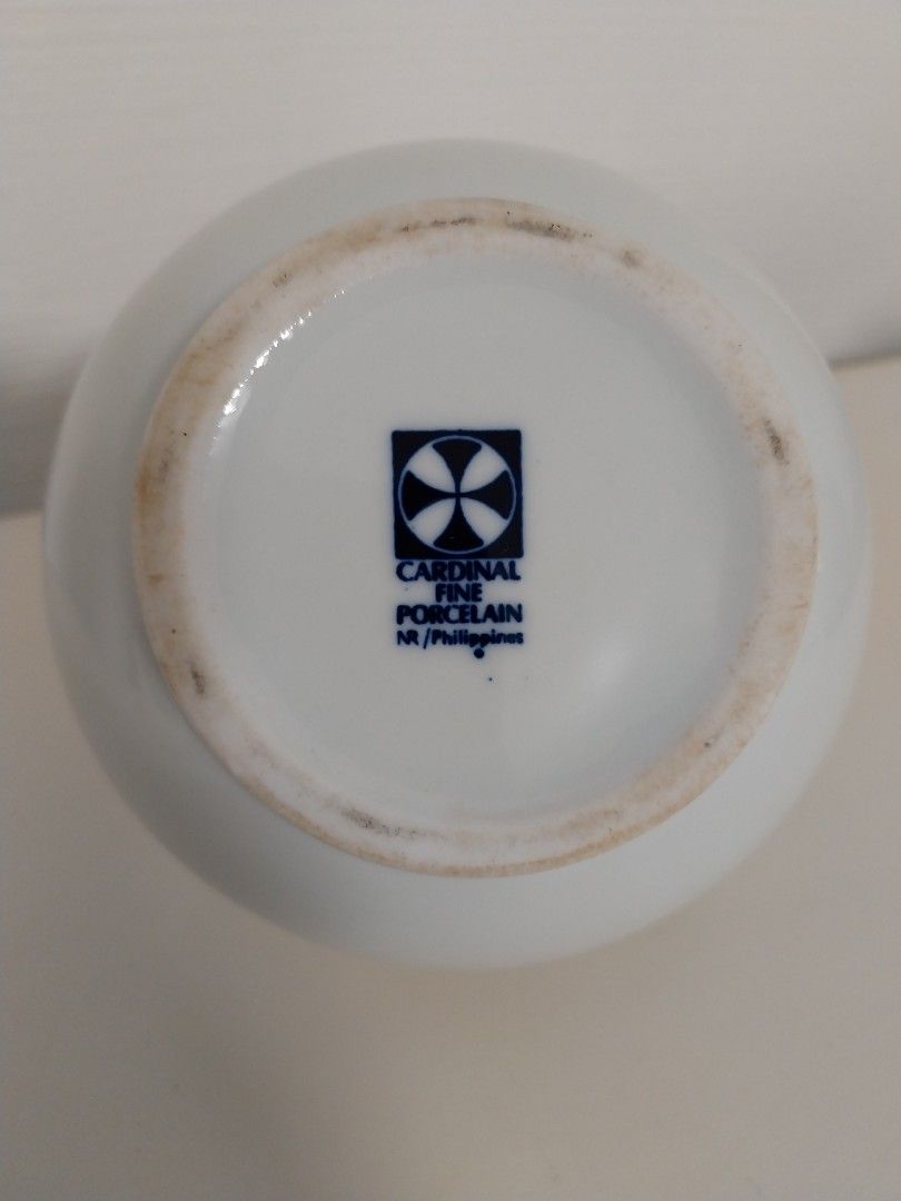 Cardinal Fine Porcelain Vase Philippines, Furniture & Home Living, Home